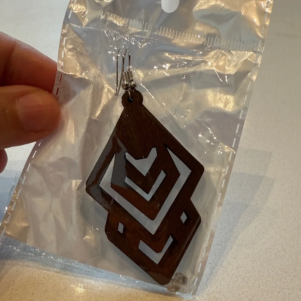 🆕 Geometric Brown Wooden Earrings